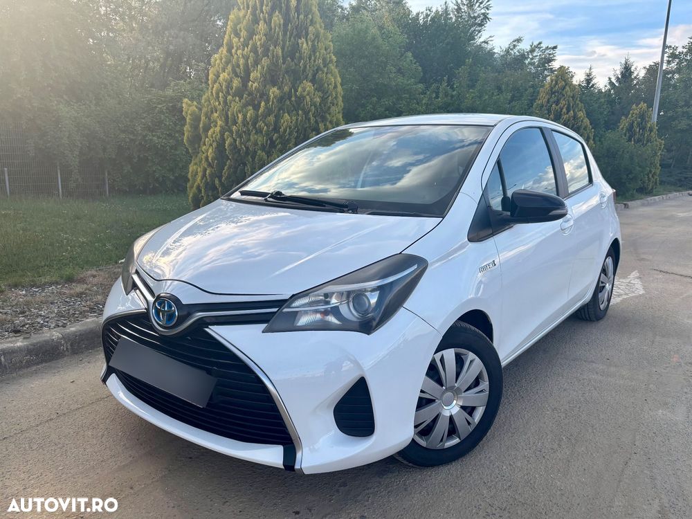 Toyota Yaris 1.5 VVT-i HSD Luna - 2