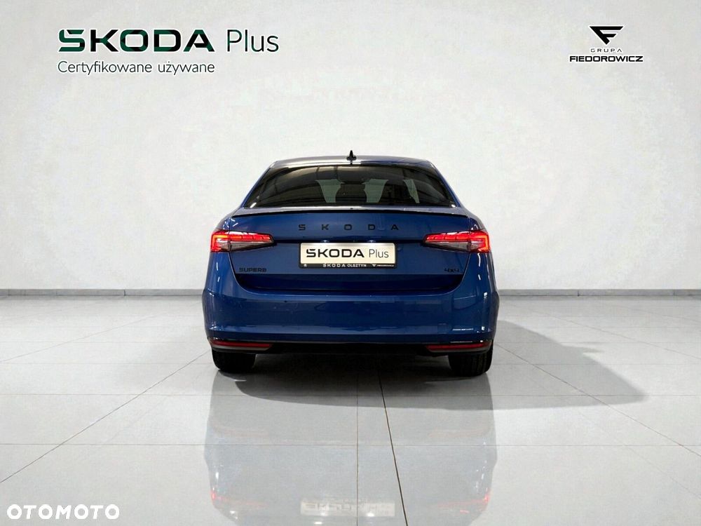 Skoda Superb 2.0 TDI SCR 4x4 Sportline DSG - 8