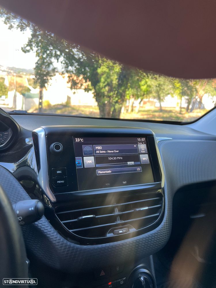 Peugeot 208 1.2 PureTech Allure - 9