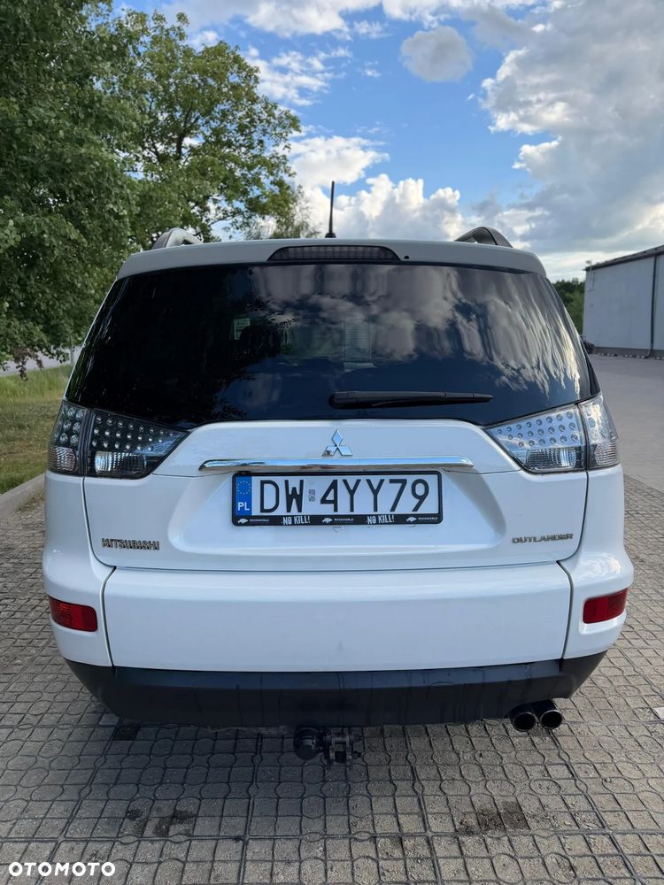 Mitsubishi Outlander 2.2 DI-D 4WD Intense - 7