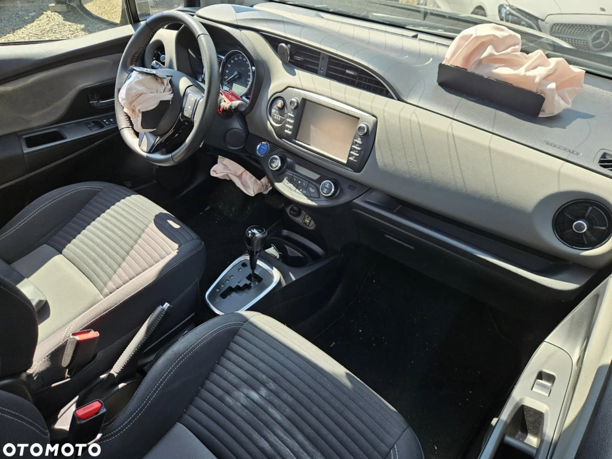 Toyota Yaris Hybrid 1.5 VVT-i Comfort - 2