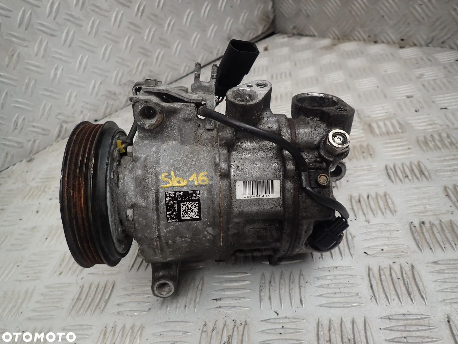 AUDI KOMPRESOR KLIMATYZACJI 4M0816803N - 1