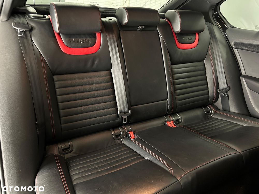 Skoda Octavia 2.0 TDI RS DSG - 12