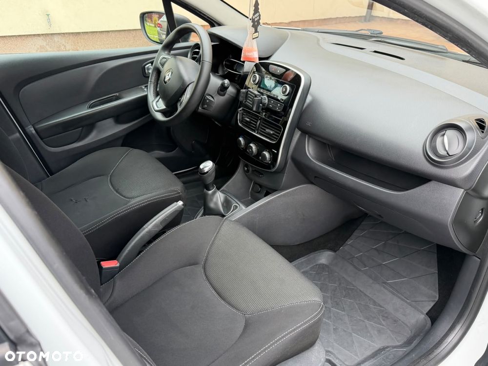 Renault Clio - 5