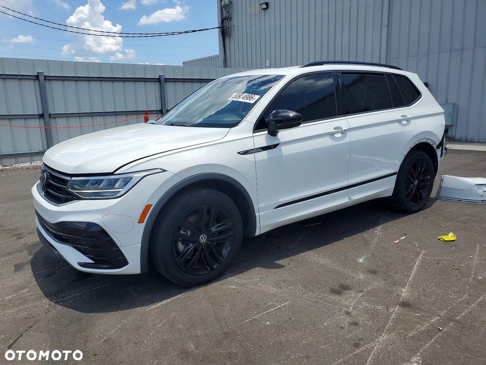 Volkswagen Tiguan - 2