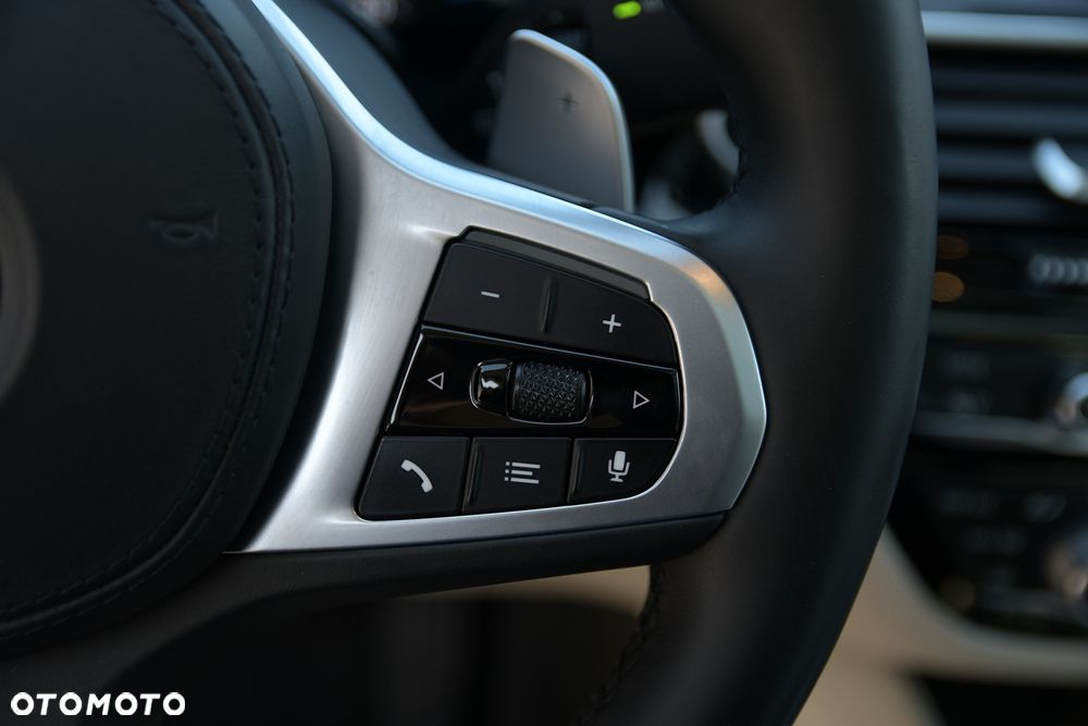 BMW 6GT 640i Sport Line sport - 31