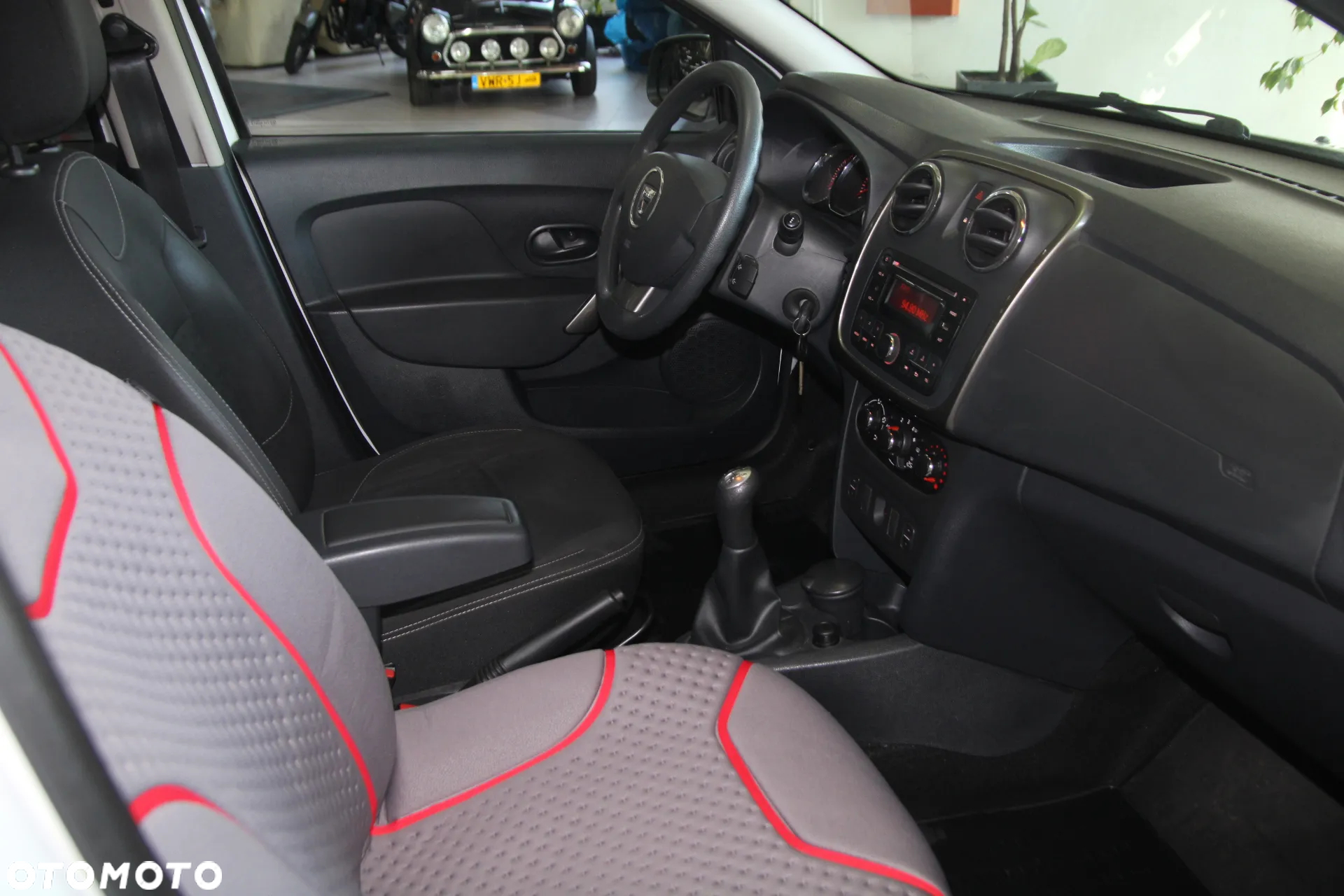 Dacia Sandero 1.2 16V Access - 14