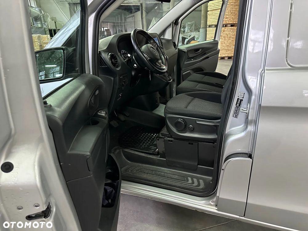 Mercedes-Benz VITO - 17
