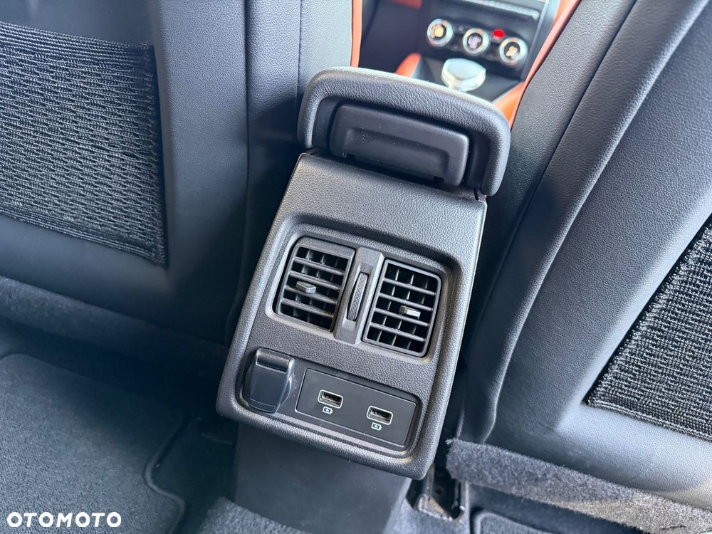 Renault Captur 1.6 E-TECH Plug-In Intens - 38