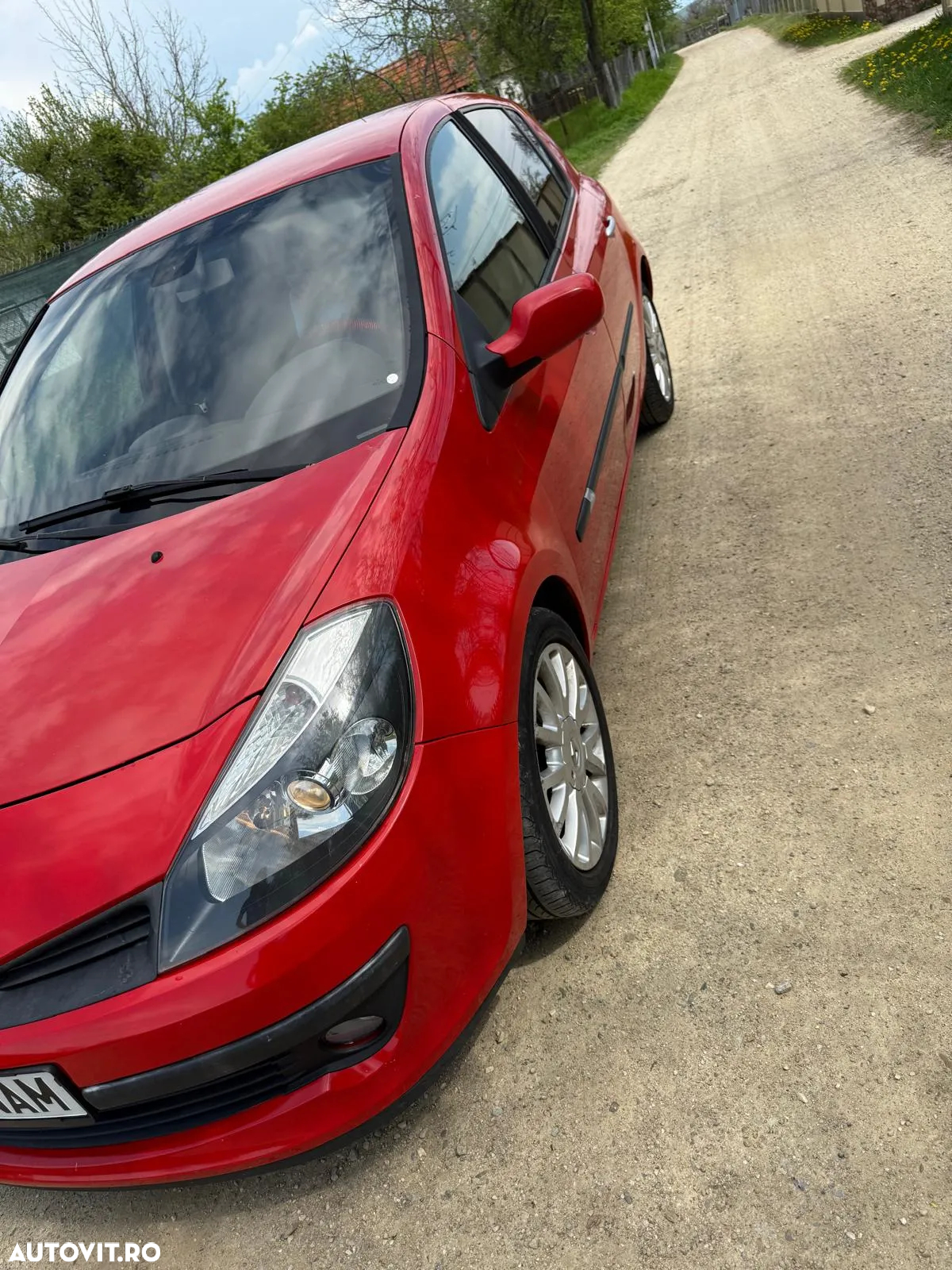 Renault Clio - 2