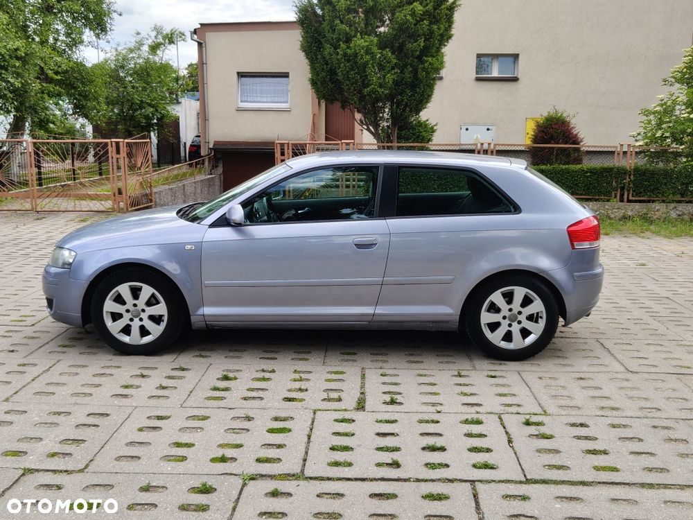 Audi A3 Sportback - 4