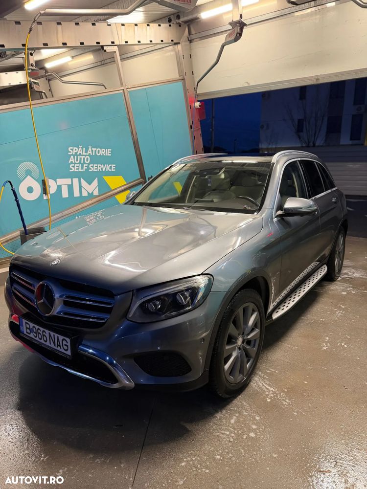 Mercedes-Benz GLC - 2