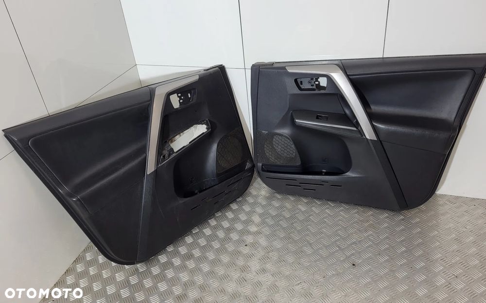 Toyota Rav4 IV Tapicerka Drzwi Lewa Prawa Przód - 1