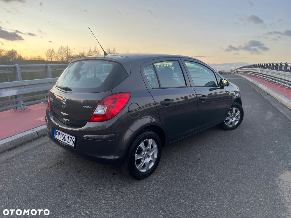 Opel Corsa 1.2 16V Graphite - 8