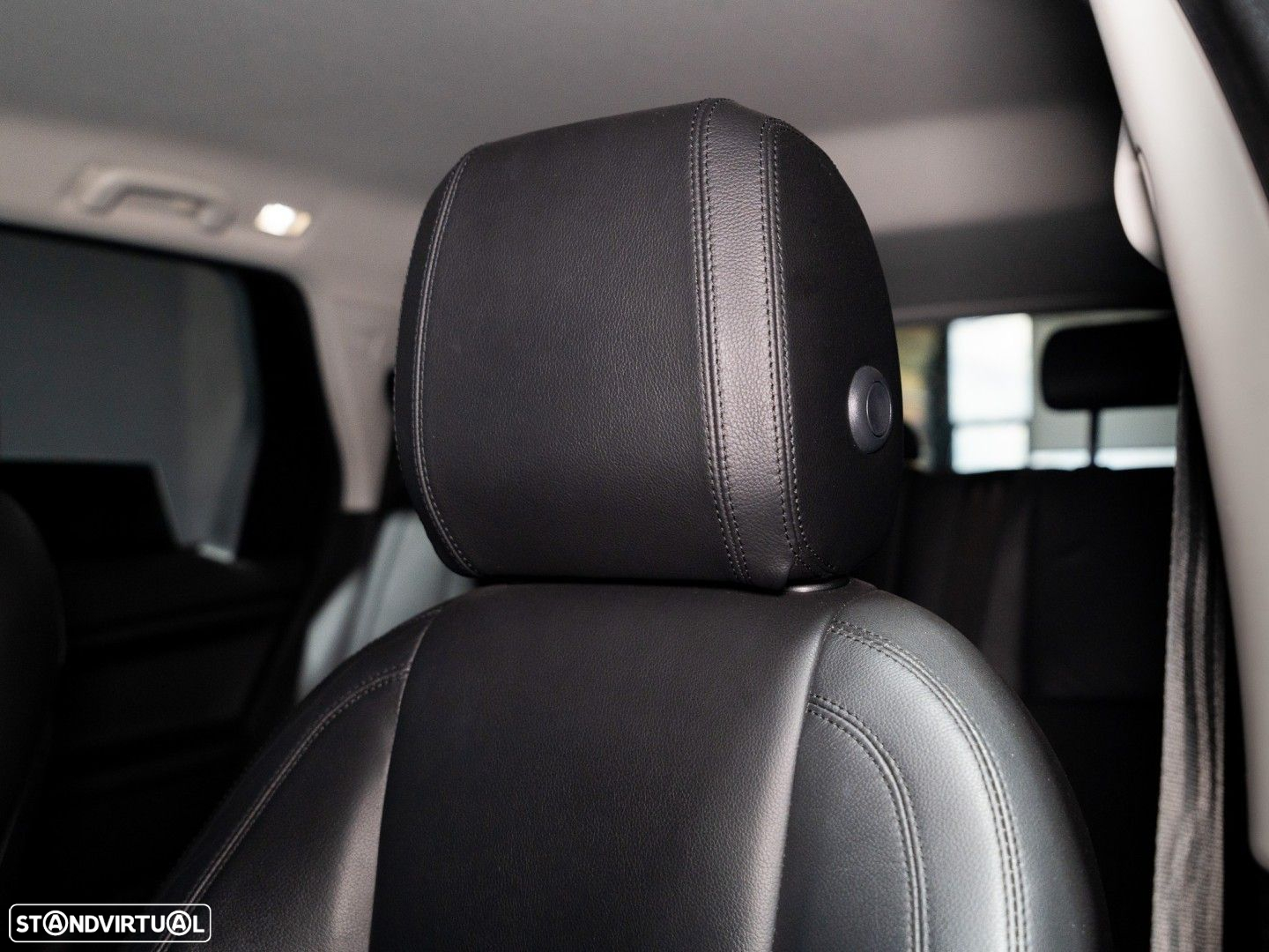Land Rover Discovery Sport 2.0 D AWD SE - 17