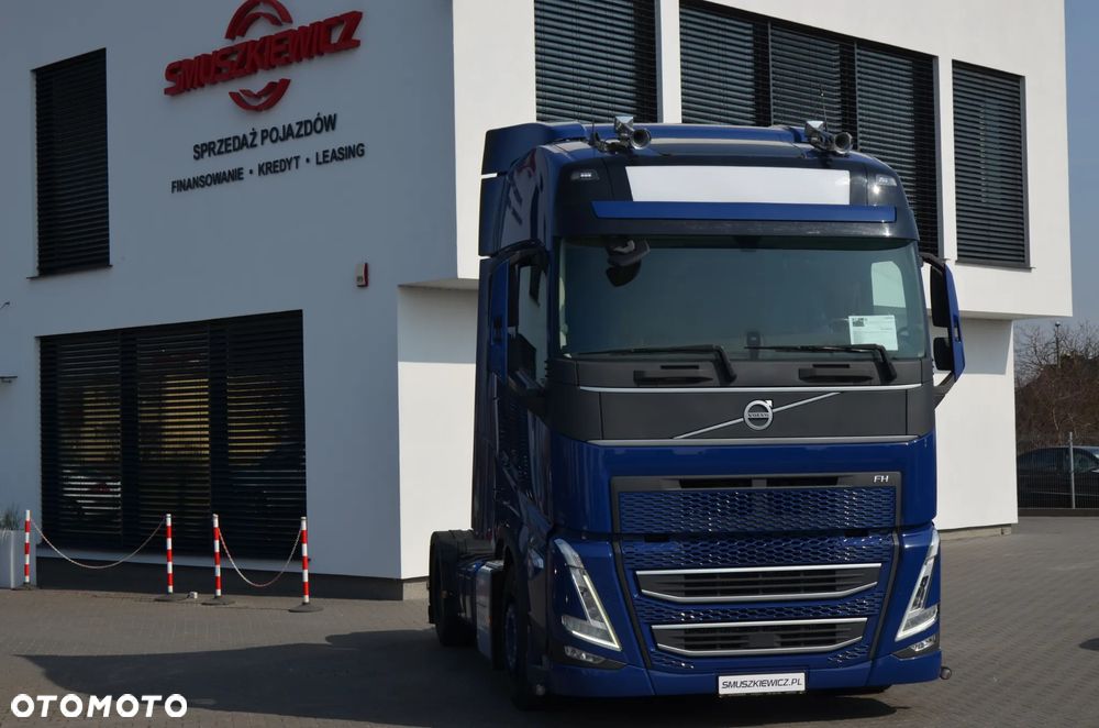 Volvo FH 500 NEW / MEGA / 2022r. / KLIMA P. / FULL LED / ACC / NAVI / KAMERA / DE / 9742 - 3