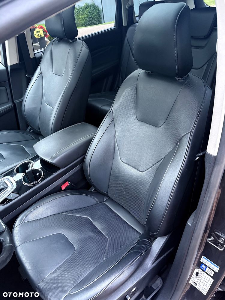 Ford S-Max - 10