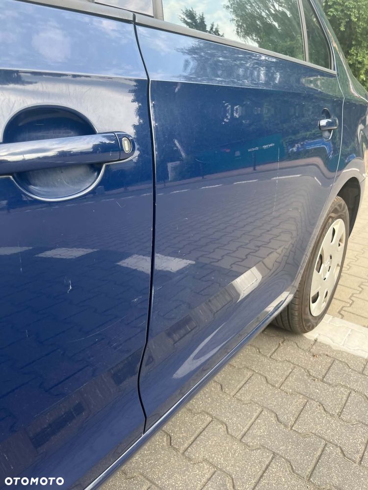 Skoda RAPID 1.2 TSI Ambition - 6