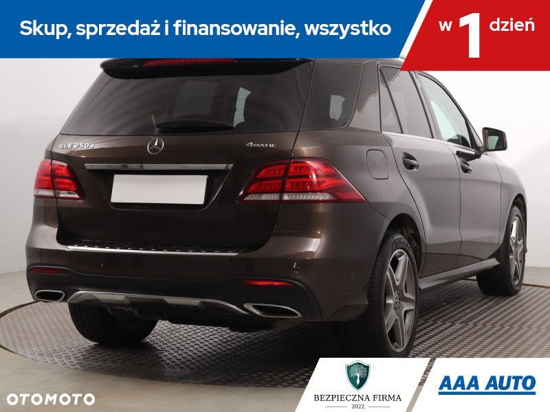 Mercedes-Benz GLE - 6