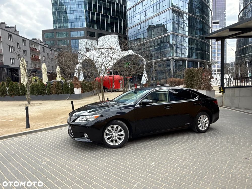 Lexus ES - 3