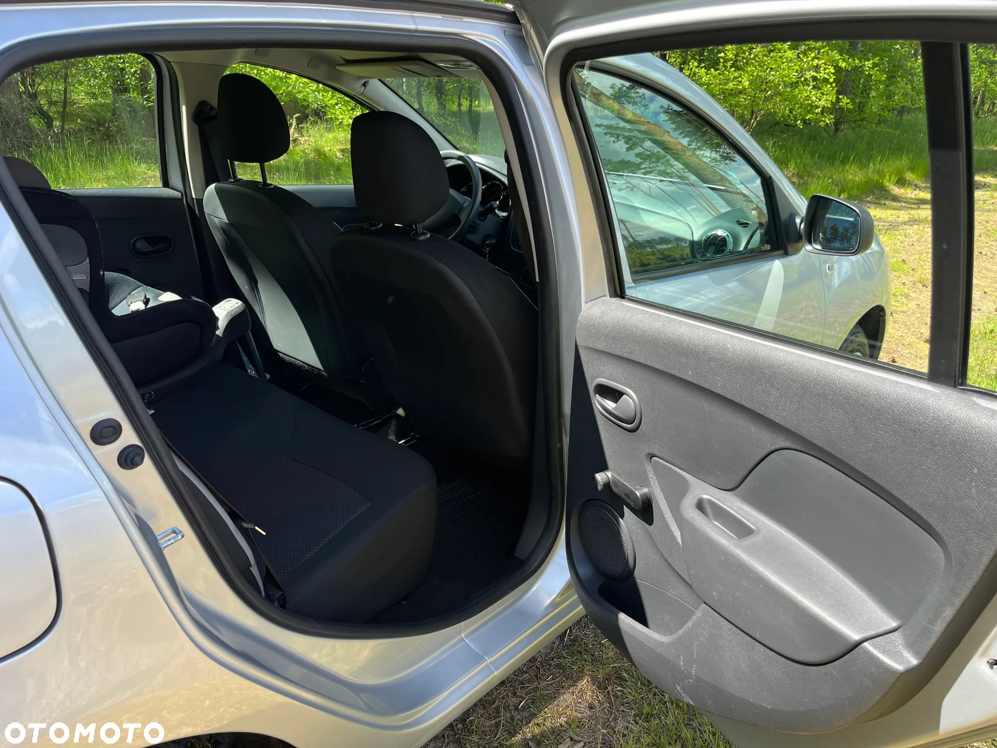 Dacia Sandero 1.2 16V Ambiance - 28