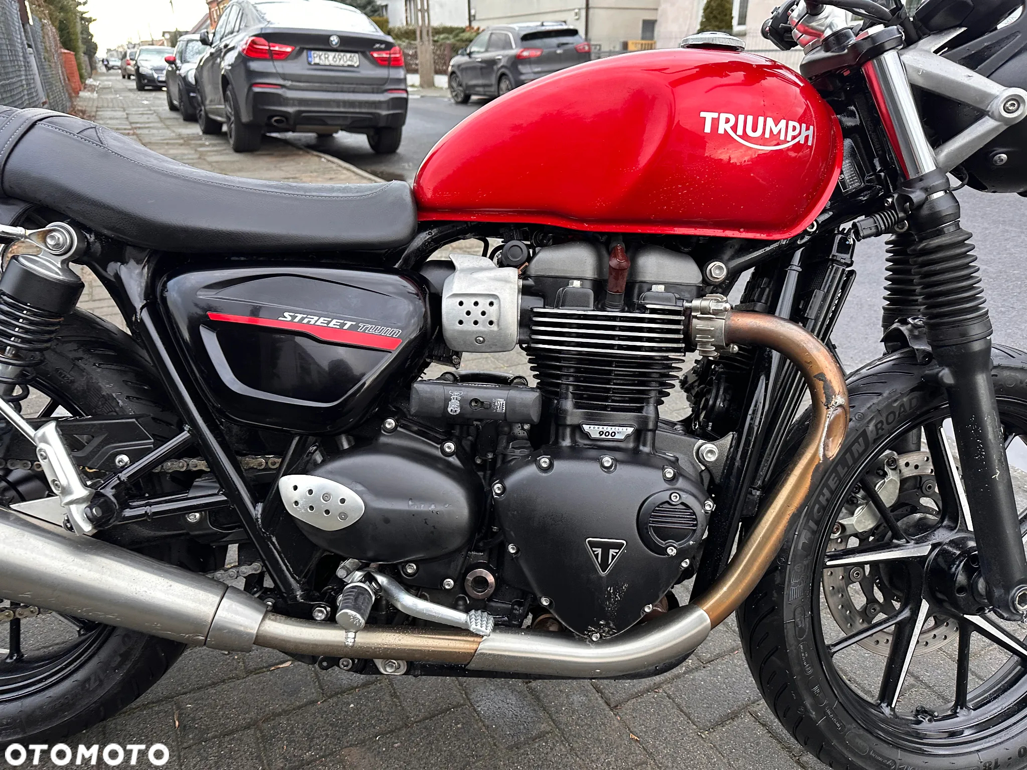 Triumph Bonneville - 22