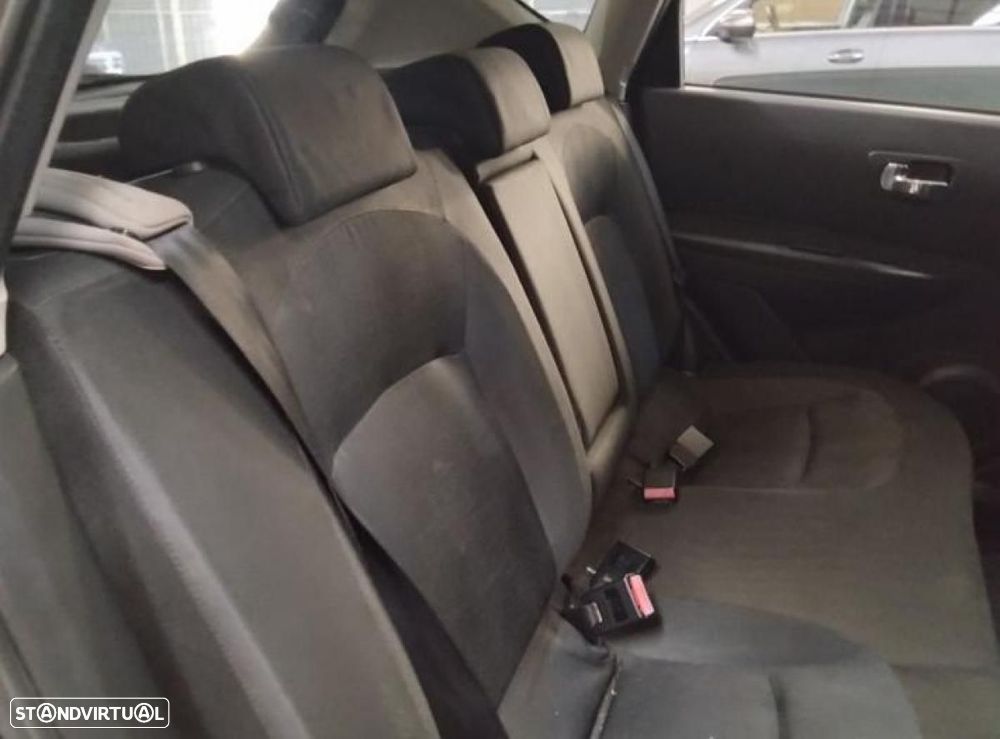 Nissan Qashqai - 4