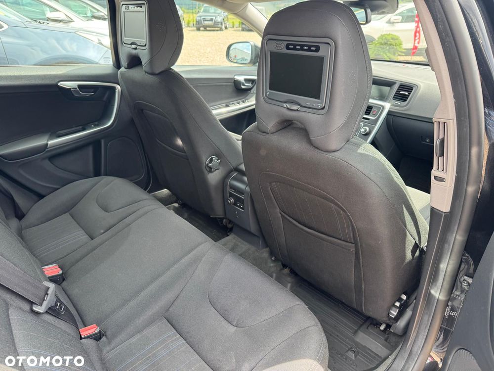 Volvo V60 D3 Geartronic Summum - 11