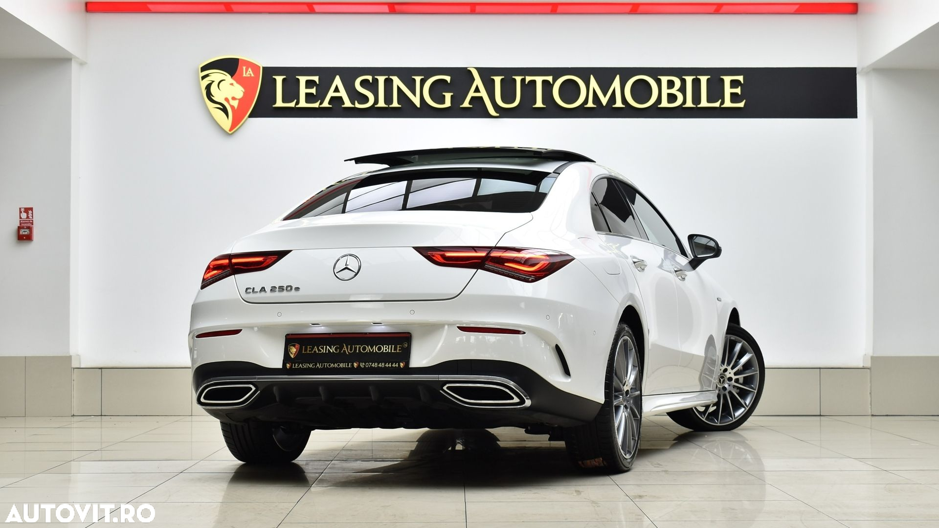 Mercedes-Benz CLA 250 e 8G-DCT AMG Line - 5