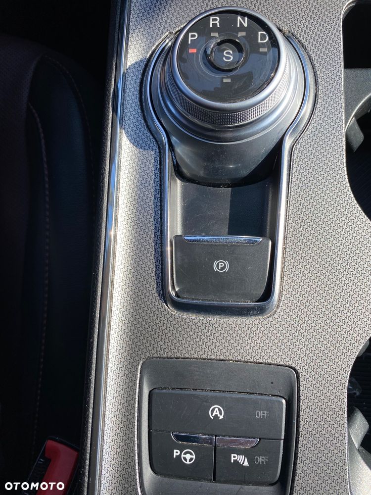 Ford Edge 2.0 EcoBlue Twin-Turbo 4WD Titanium - 25