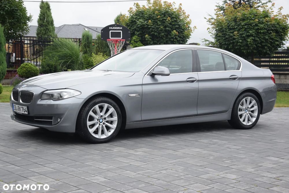 BMW Seria 5 520d Luxury Line - 24