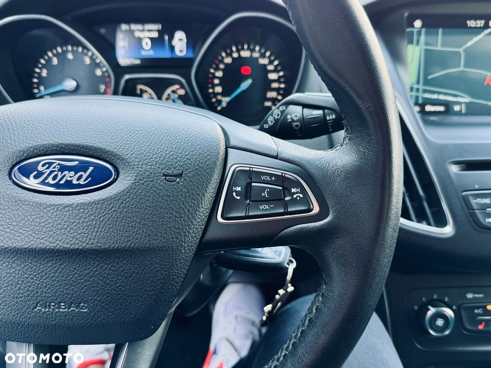 Ford Focus 1.0 EcoBoost Edition - 27