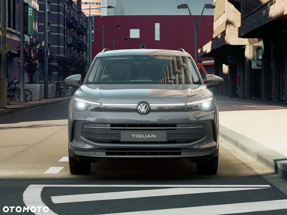 Volkswagen Tiguan - 3
