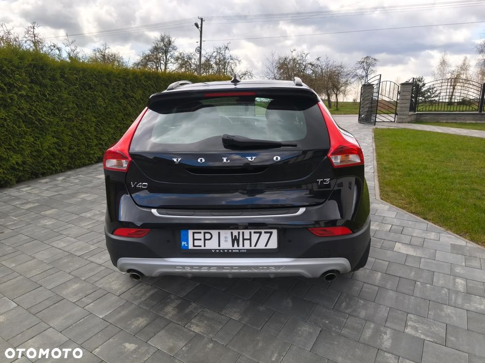 Volvo V40 T3 Drive-E Momentum - 5