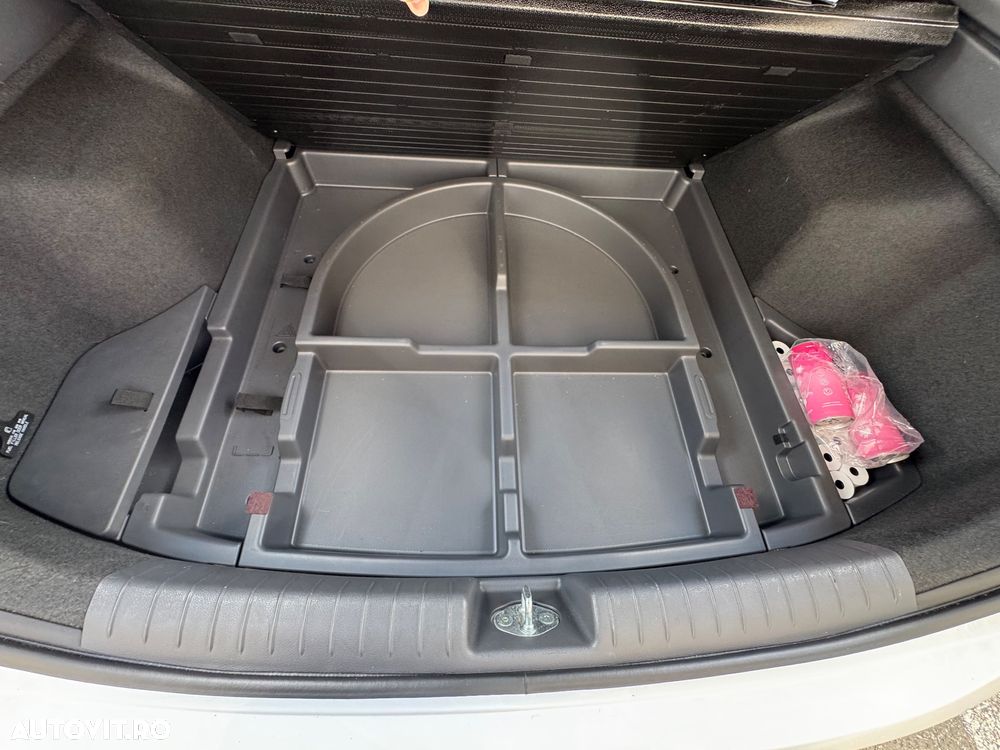 Hyundai IONIQ 1.6 GDI Advantage - 28