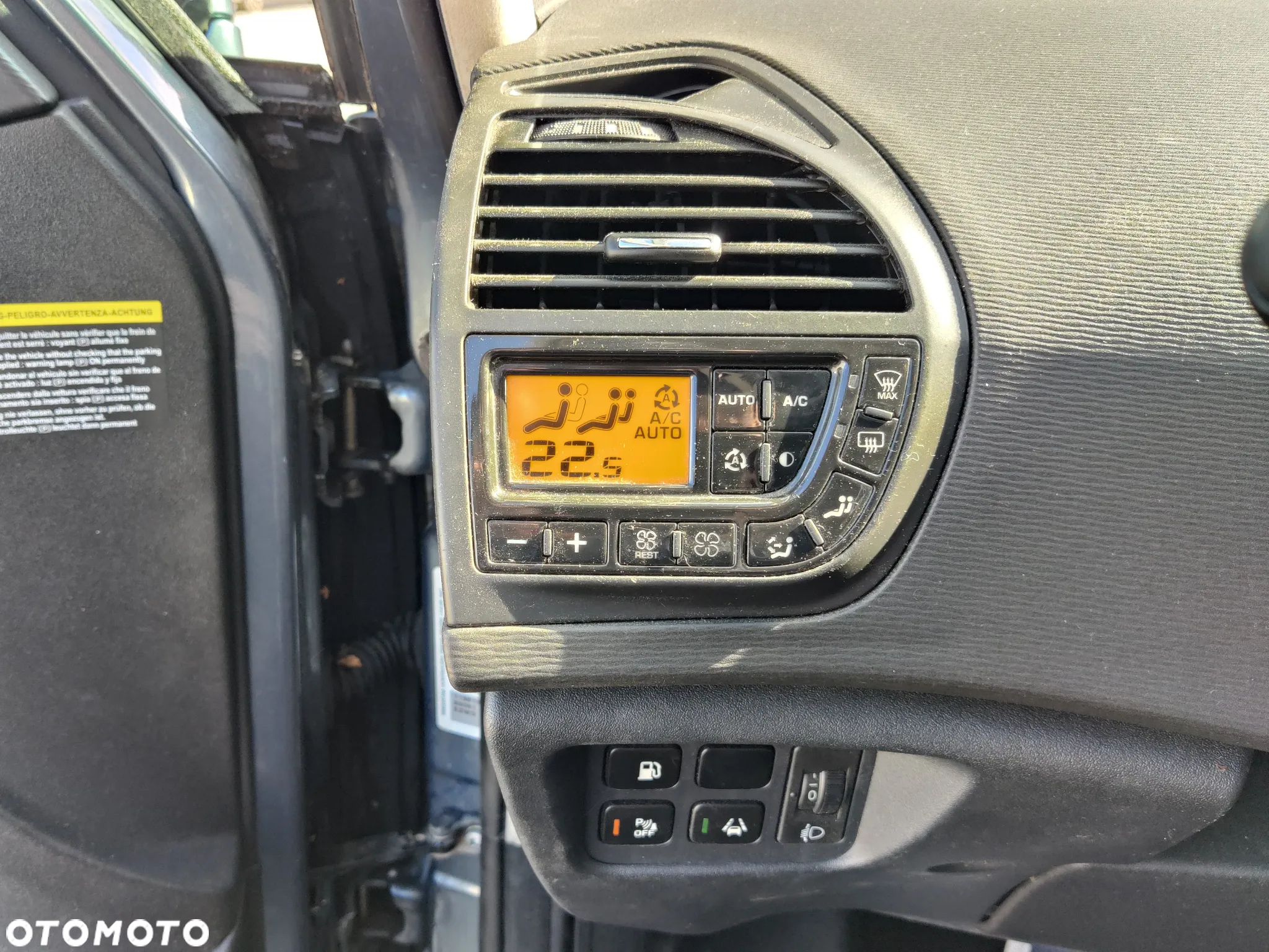 Citroën C4 Grand Picasso 2.0 HDi Exclusive - 6