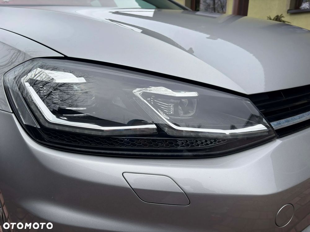 Volkswagen Golf - 12