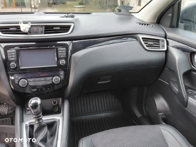 Nissan Qashqai 1.6 dCi 4x4 Tekna S&S - 9