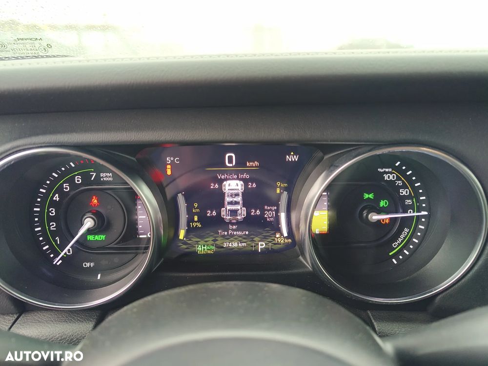 Jeep Wrangler 2.0 4xe AT8 PHEV Sahara - 2