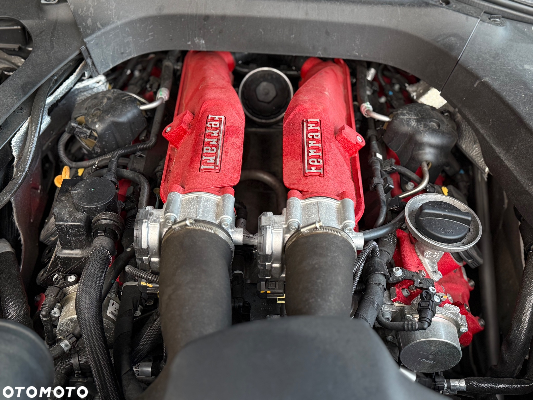 Ferrari GTC4Lusso - 13