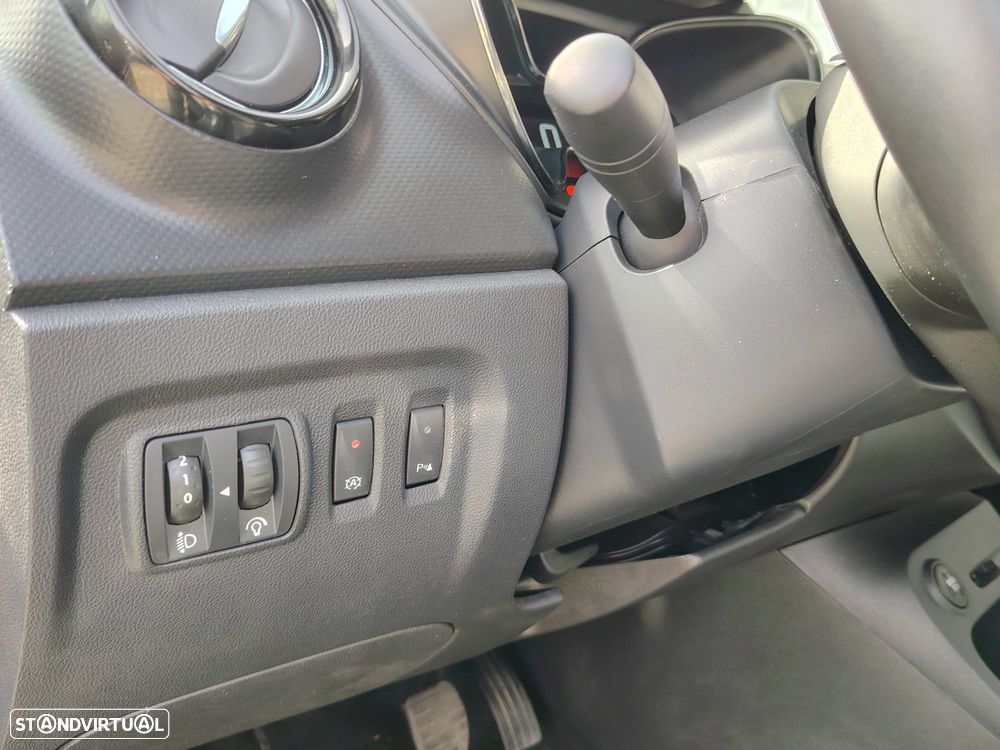 Renault Captur 1.5 dCi Exclusive - 15