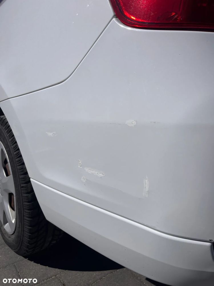 Dacia Logan 0.9 TCE Laureate S&S EU6 - 18