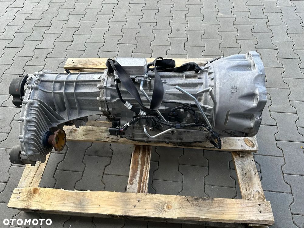 AUDI Q7 4L VW TOUAREG 7P SKRZYNIA BIEGOW MHP REDUKTOR 3.0 KOMPLETNA ZE SPRZEGLEM AISIN 0C8300036R TR-81SD AUTOMAT 8 BIEGOW - 1