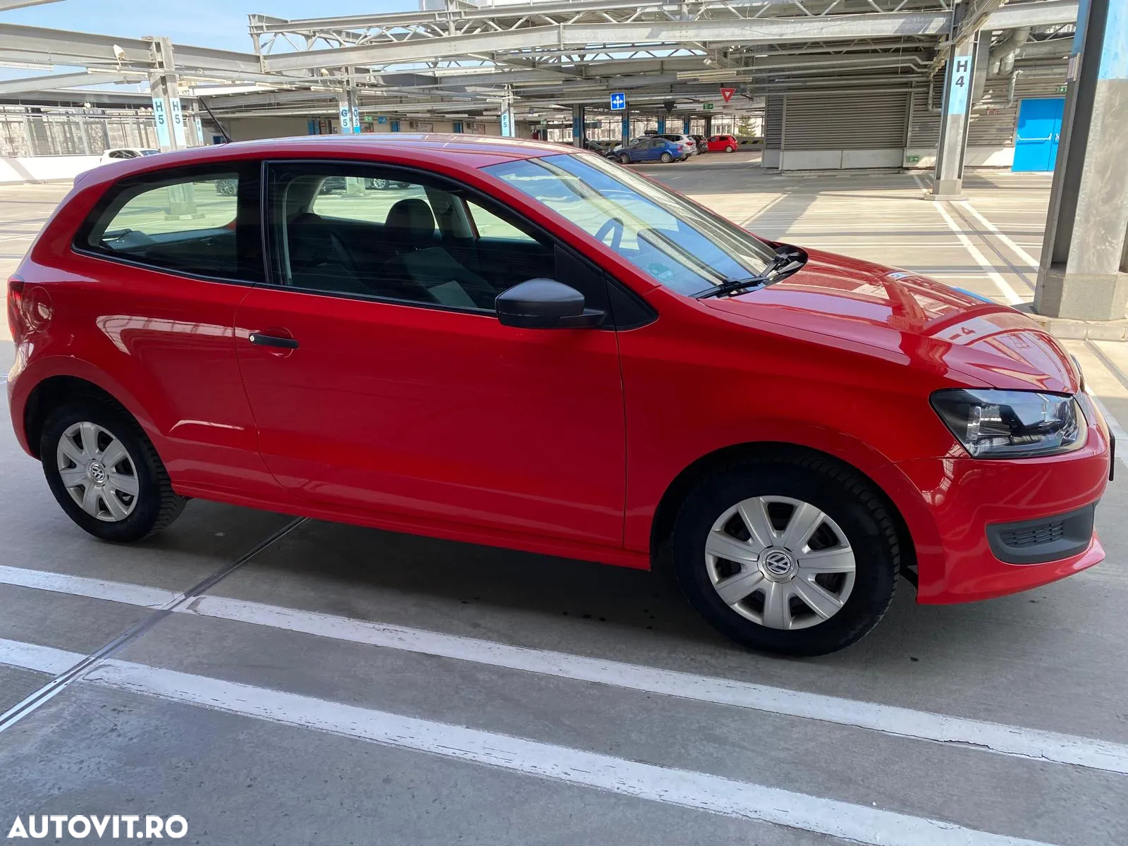 Volkswagen Polo - 2