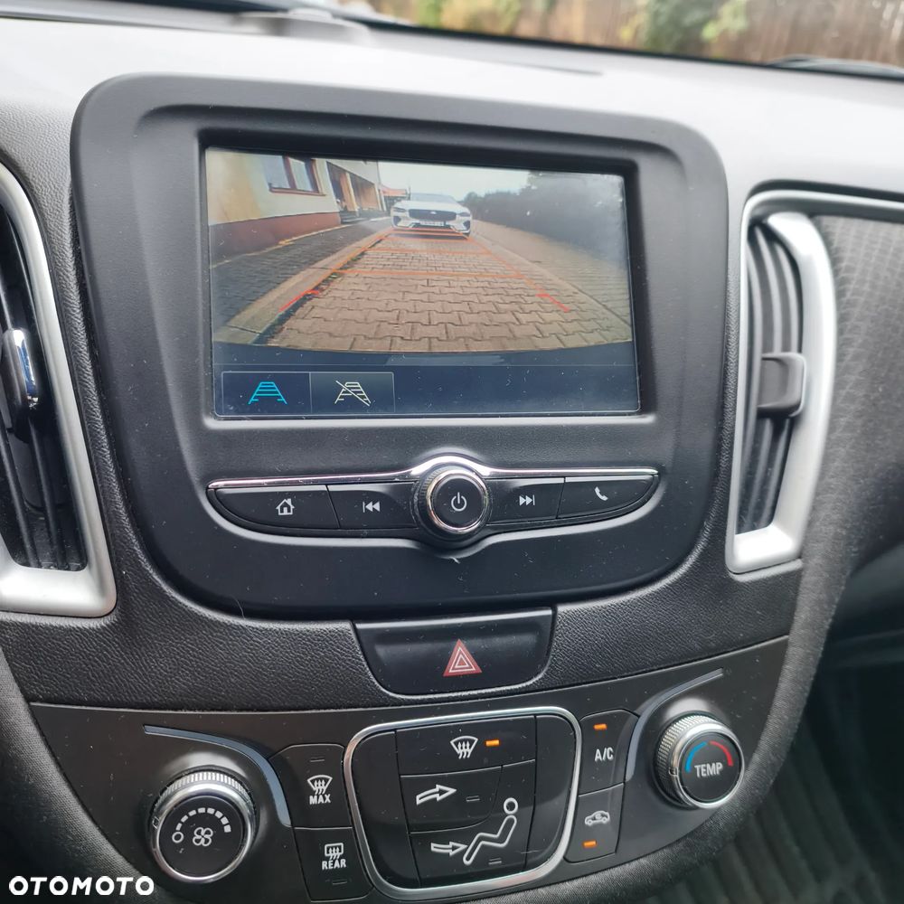 Chevrolet Malibu - 14