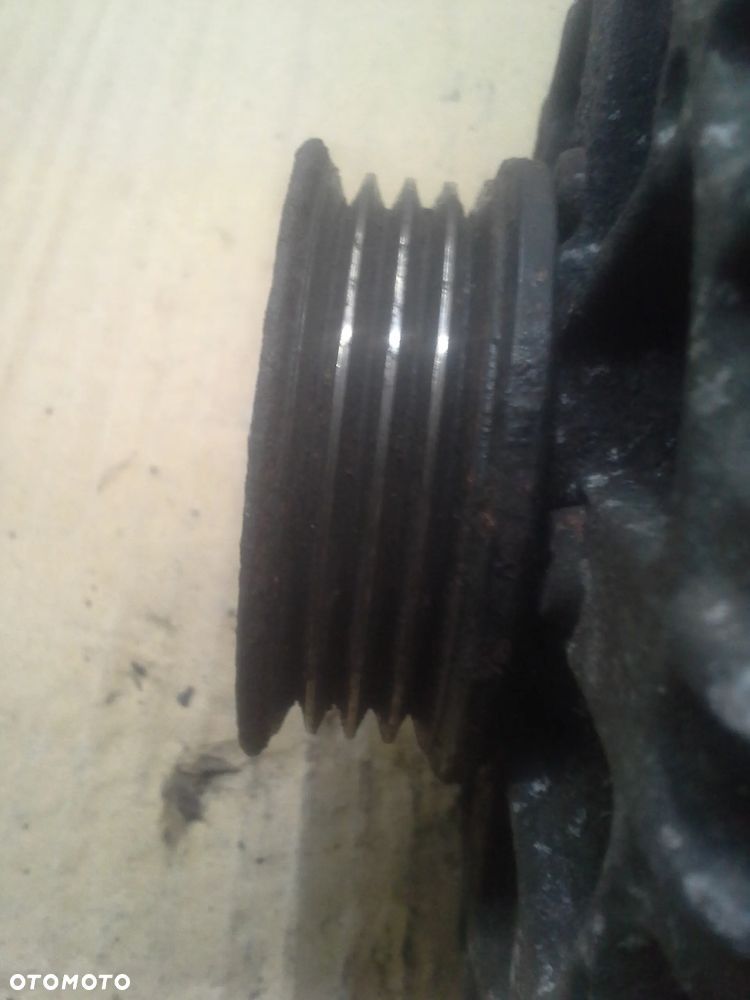 Alternator Hyundai Getz 2655517 Valeo - 3