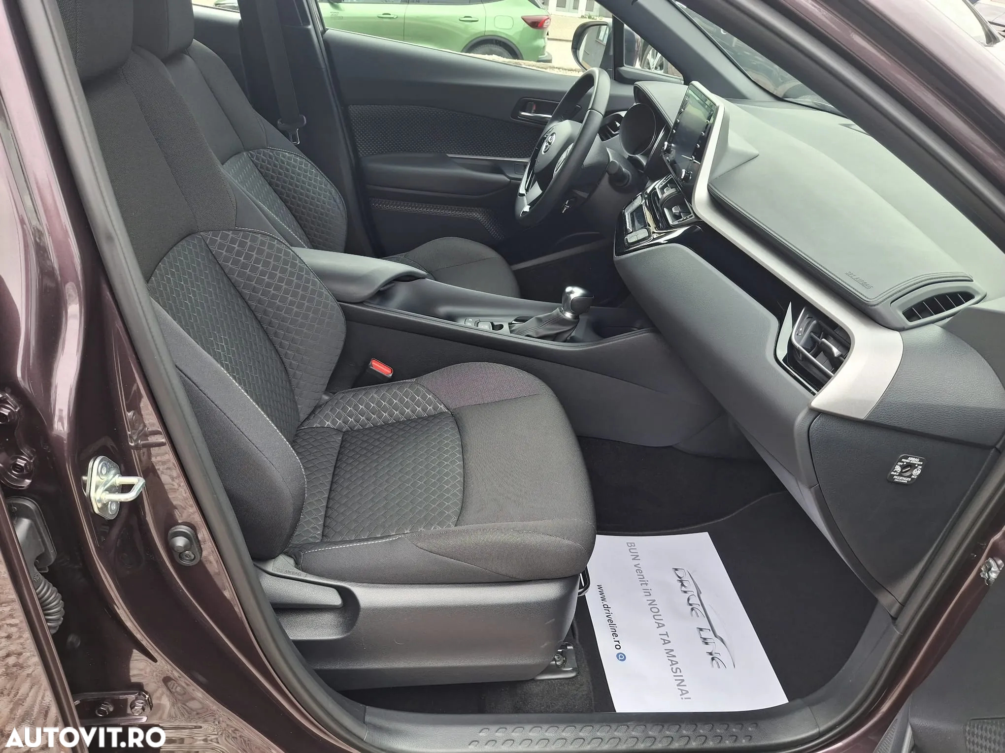 Toyota C-HR 1.8 HSD 122 CP 4x2 CVT Core - 22