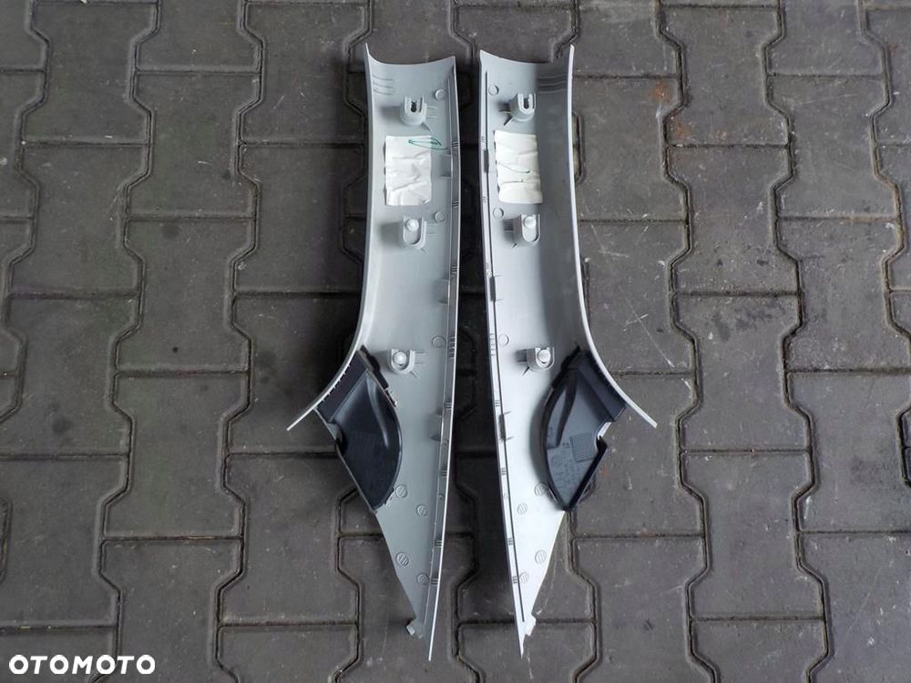 VW T5 PLASTIK TAPICERKA SŁUPKA A PRZEDNIEGO PRZÓD PRZY SZYBIE - 4