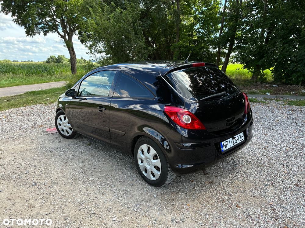 Opel Corsa 1.2 16V Easytronic Cosmo - 4