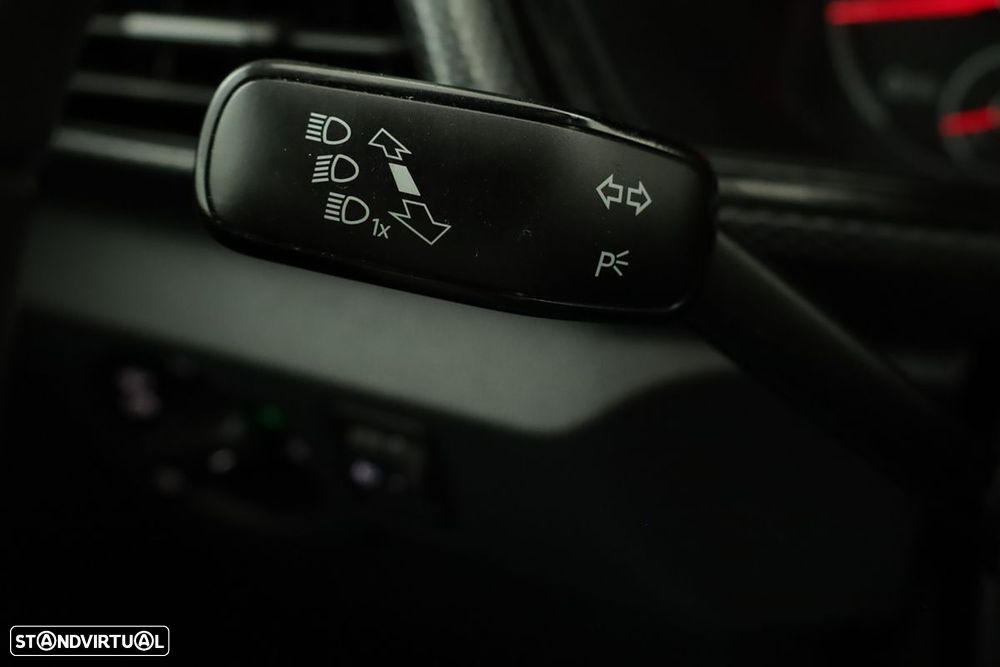 VW T-Cross 1.0 TSI Life - 16